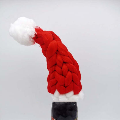 🍷 Handstickad tomtehatt för vinflaskor🎅