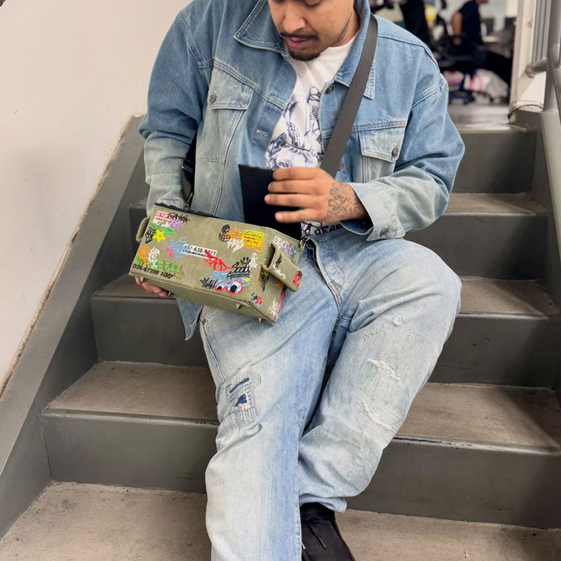 Urban Rebel Graffiti Axelväska 🎨