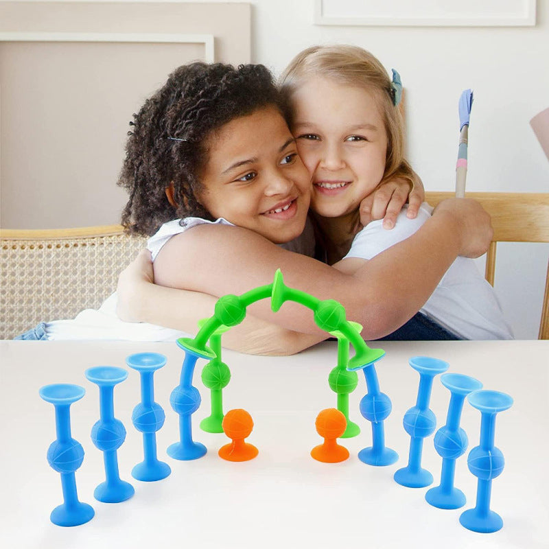 🌟 Starta minitävlingar när som helst, var som helst🎯 Fyll rummet med skrat