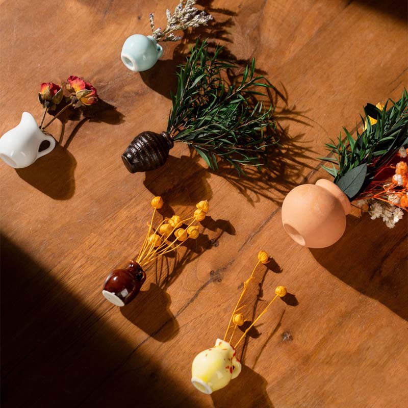 🌼 Keramiska minivaser som kylskåpsmagneter